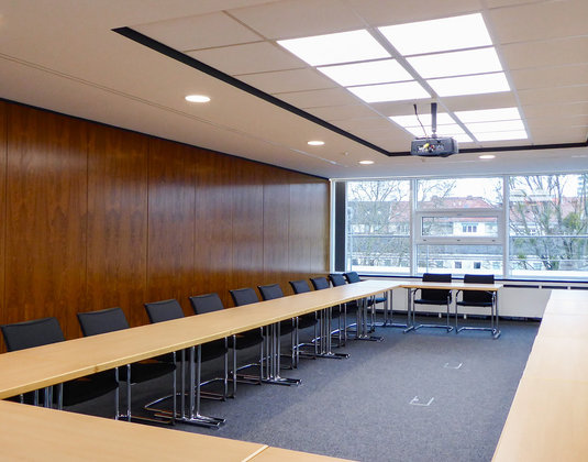 Nds. Innenministerium:<br>Sanierung Dachgeschoss